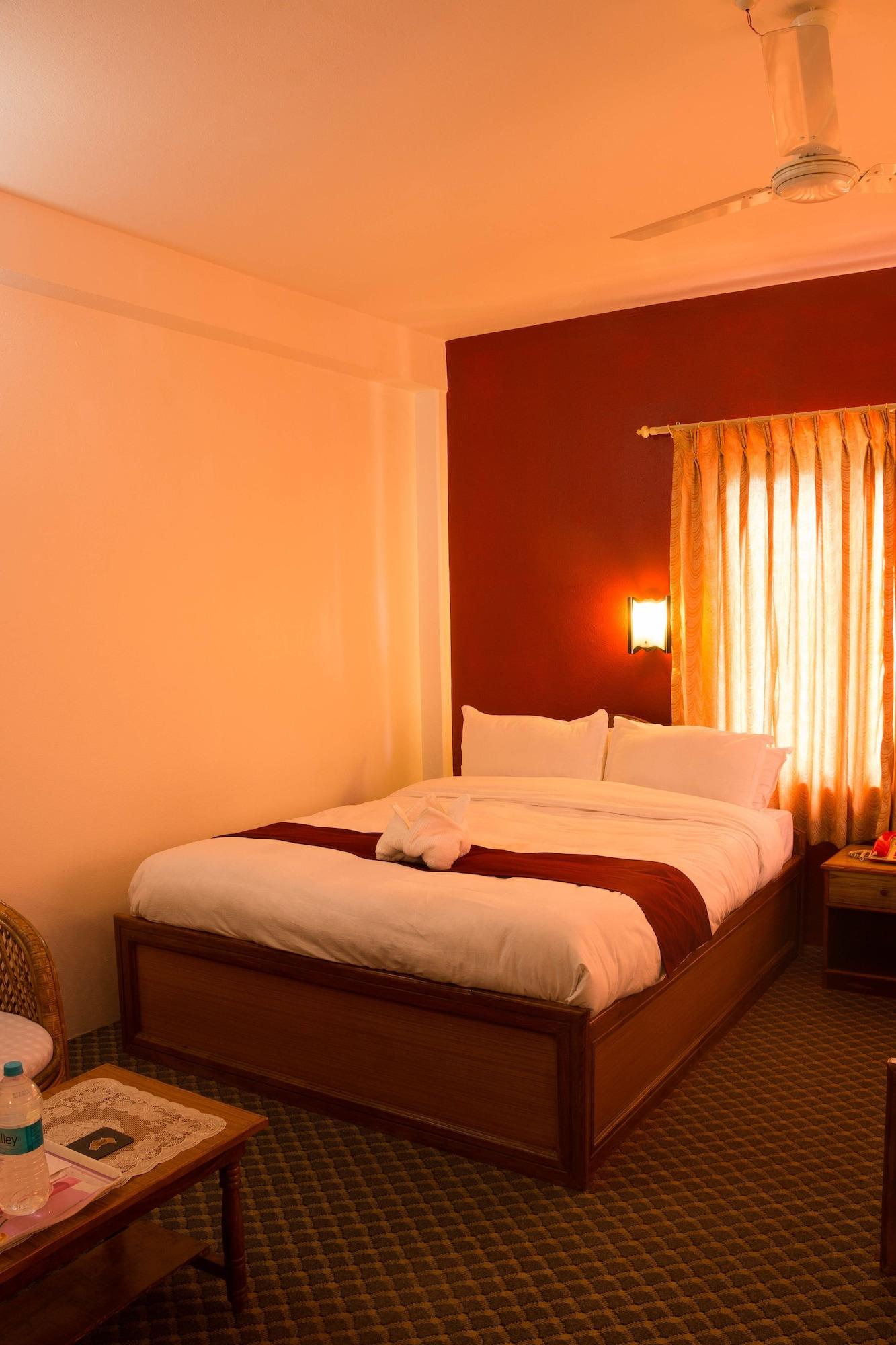 Hotel River Park Pokhara Dış mekan fotoğraf