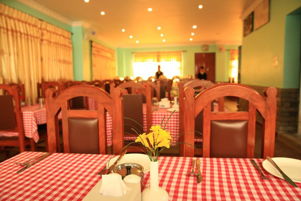Hotel River Park Pokhara Dış mekan fotoğraf